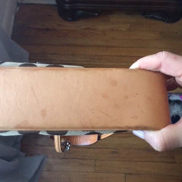 Coach authentic hand bag - Picture 7 of 7